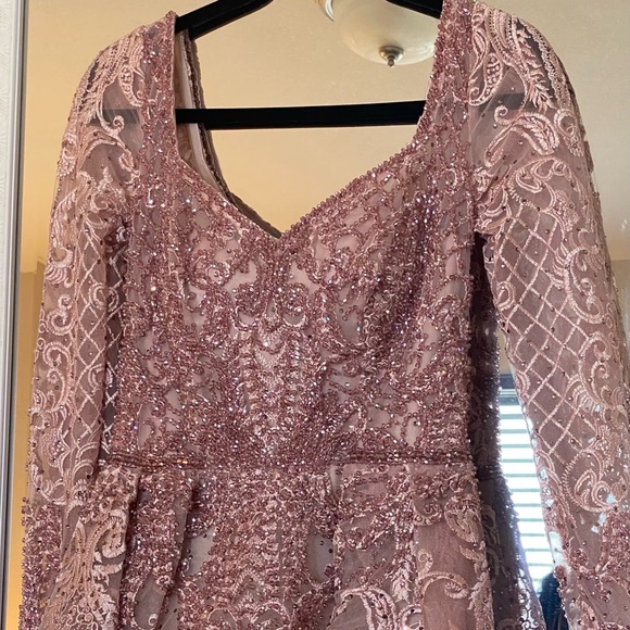 Embellished blush dress - Picture 4 of 4